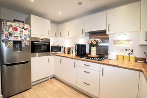 Kitchen- click for photo gallery